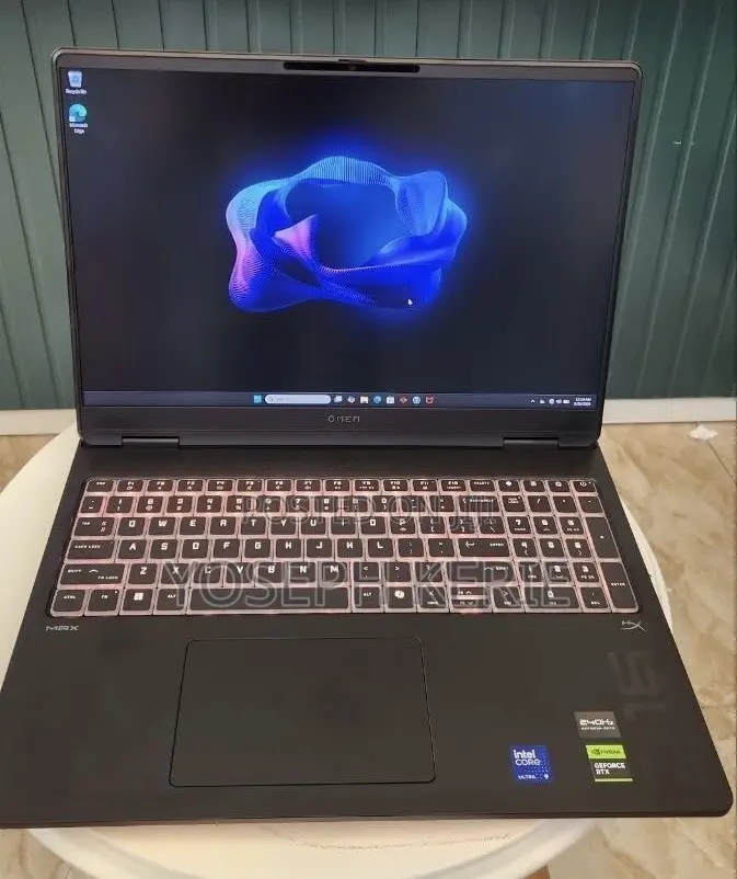 New Laptop HP Omen 16 32GB Intel Core Ultra 9 SSD 1T