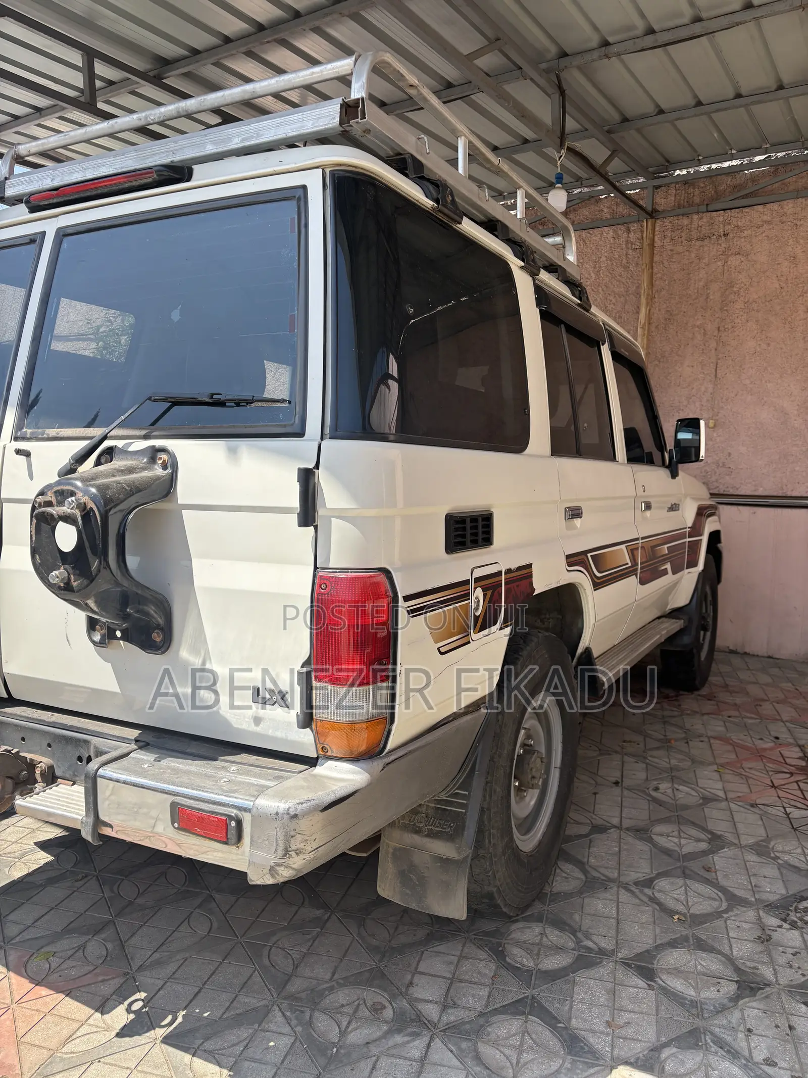 Toyota Land Cruiser 2013 White