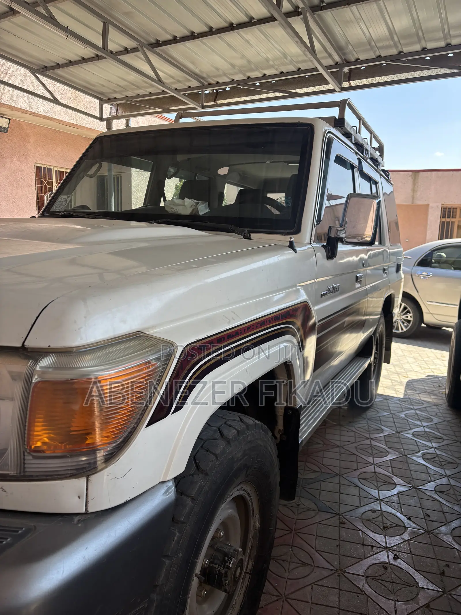 Toyota Land Cruiser 2013 White