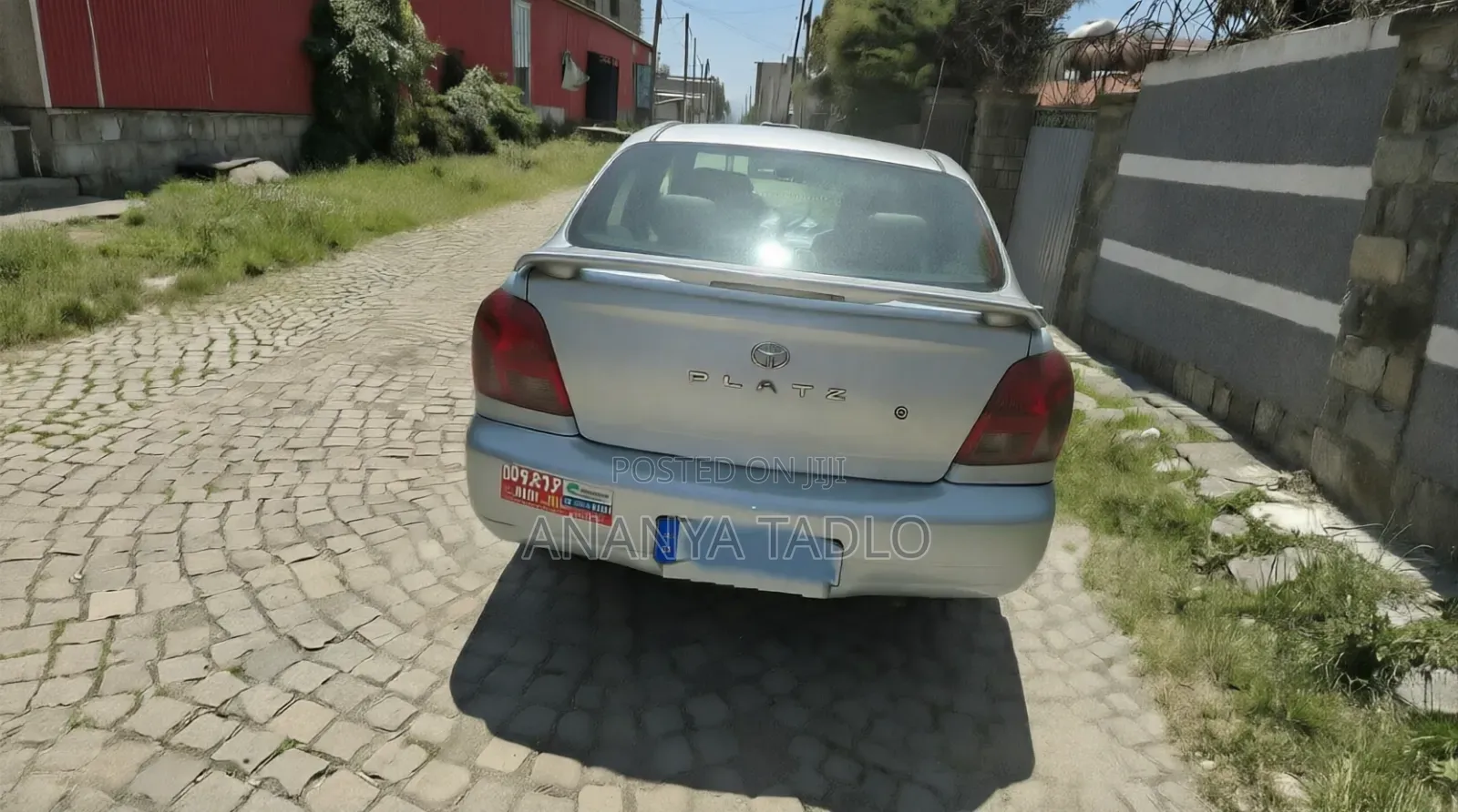 Toyota Platz 2001 Silver
