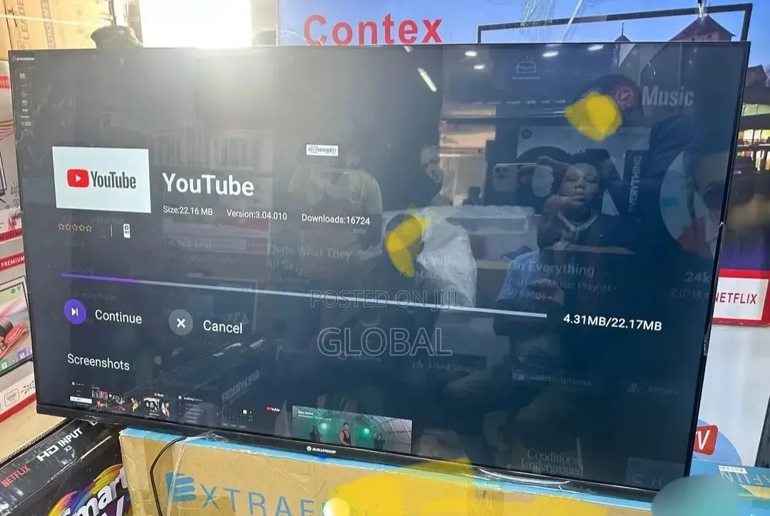 Solarmax 65"uhd 4k TV