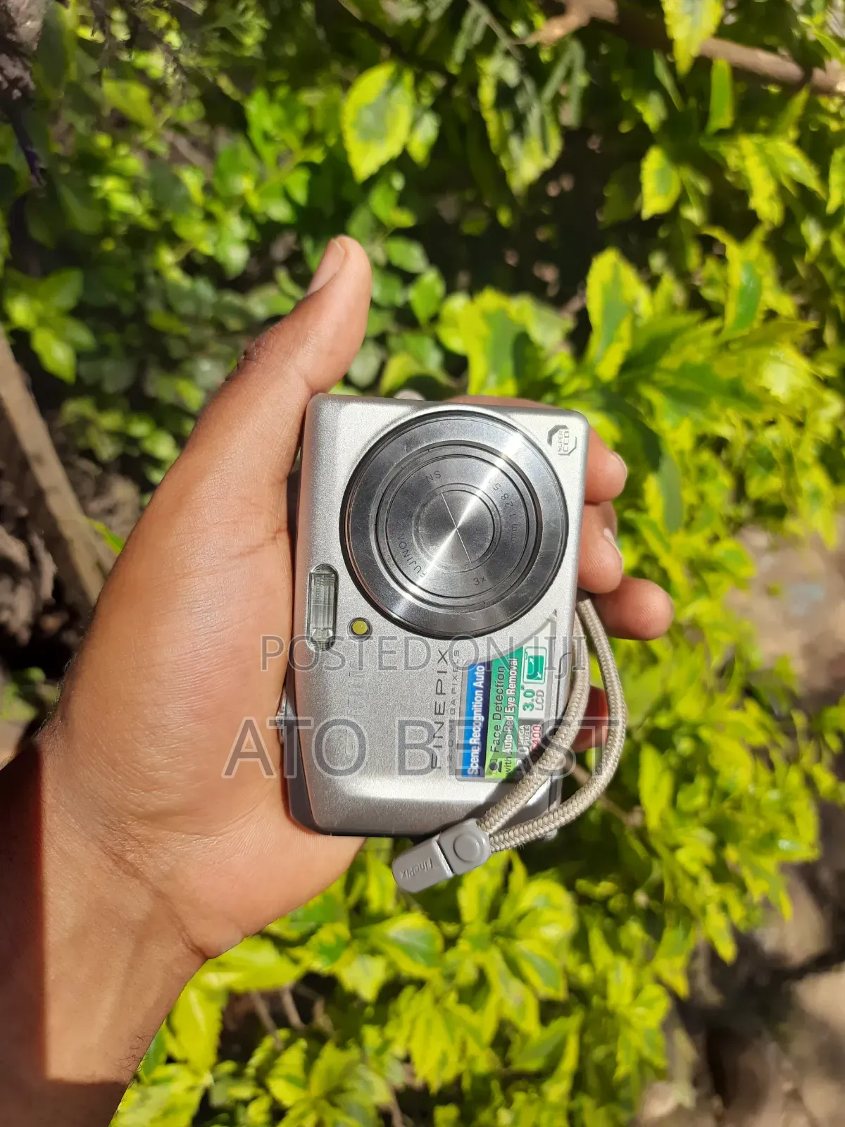 Vintage Fujifilm FinePix F60fd Digital Camera. 12.0 Megapixel,