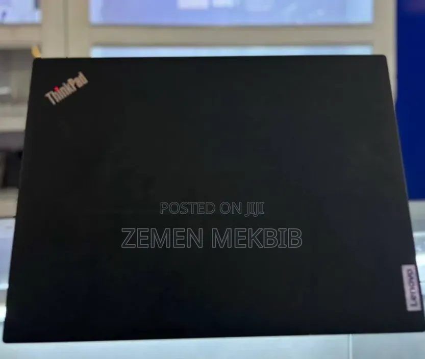 New Laptop Lenovo 16GB AMD Ryzen 7 SSD 512GB