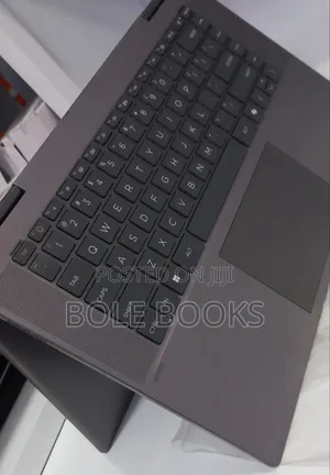 New Laptop HP Envy X2 16GB Intel Core Ultra 7 SSD 512GB