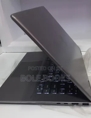 New Laptop HP Envy X2 16GB Intel Core Ultra 7 SSD 512GB