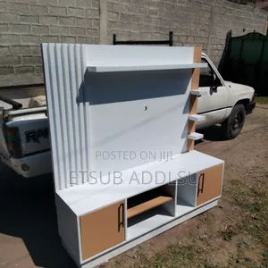 TV Stand 1,60