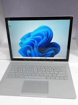 New Laptop Microsoft Surface Book 2 16GB Intel Core i7 SSD 512GB