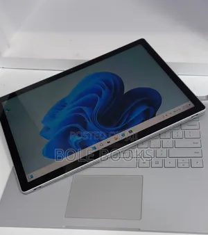 New Laptop Microsoft Surface Book 2 16GB Intel Core i7 SSD 512GB