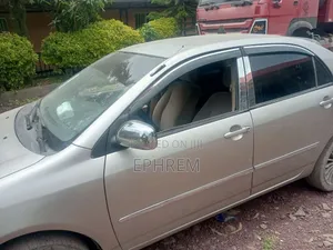 Toyota Corolla Sedan Automatic 2003 Silver
