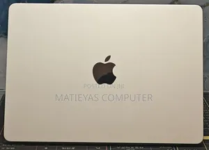 New Laptop Apple MacBook Air 2022 M2 8GB Apple M2 SSD 256GB