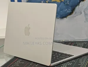 New Laptop Apple MacBook Air 2022 M2 8GB Apple M2 SSD 256GB