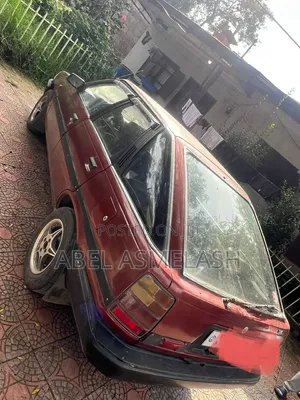 Toyota Carina 1985 Red