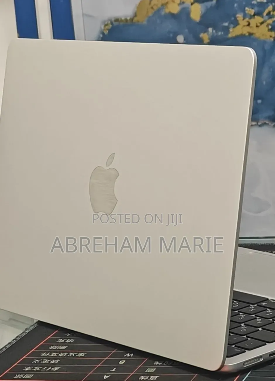 New Laptop Apple MacBook Air 2022 M2 16GB Intel Core M2 SSD 256GB