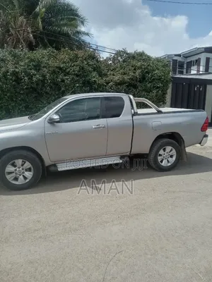 Toyota Hilux 2016 Silver