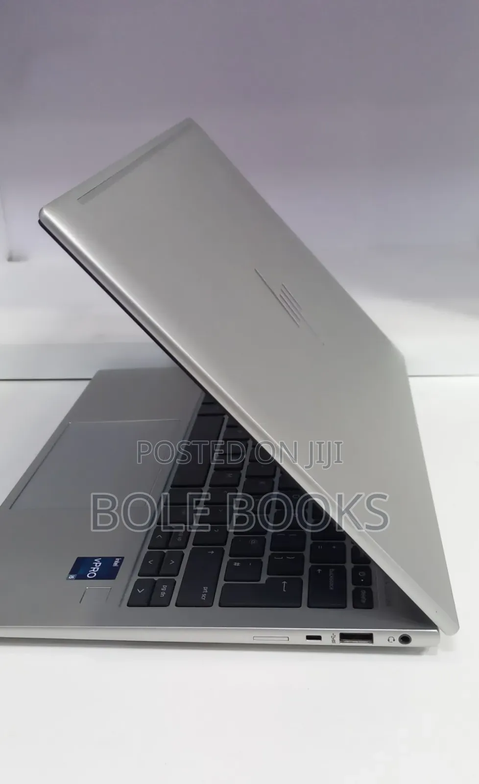 New Laptop HP EliteBook 830 G9 16GB Intel Core i5 SSD 512GB