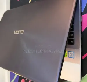 New Laptop Asus Vivobook 14 16GB Intel Core i7 SSD 512GB