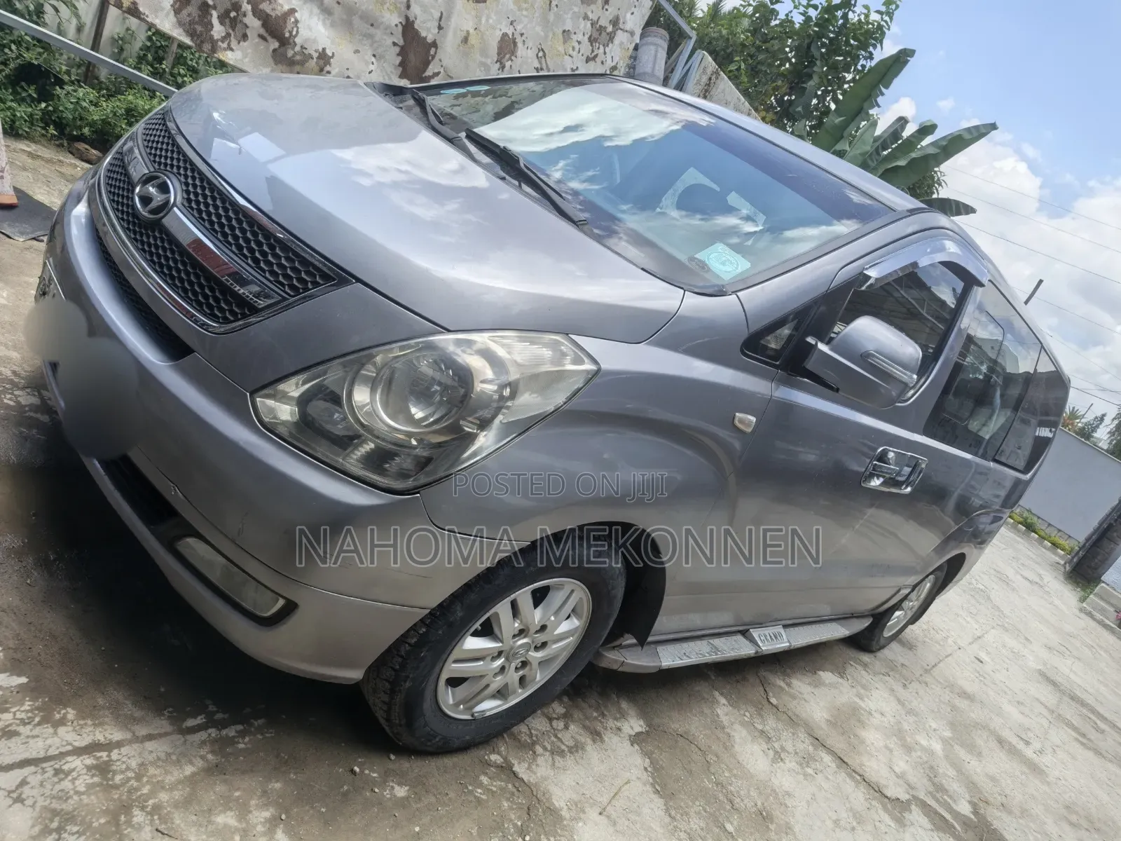 Hyundai H200 2013 Silver