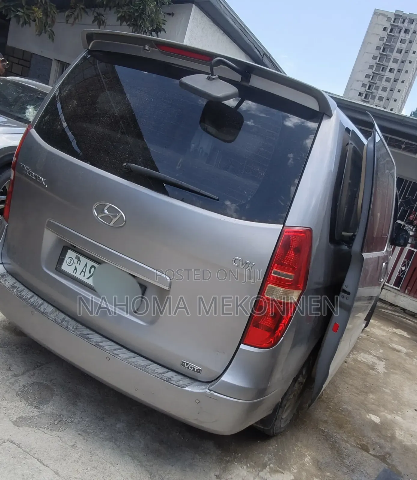 Hyundai H200 2013 Silver