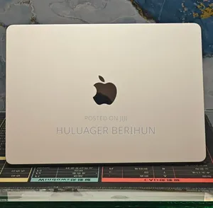 New Laptop Apple MacBook Air 2022 M2 8GB Apple M2 SSD 256GB