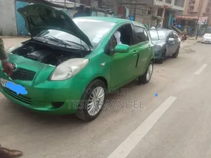 Toyota Yaris 2005 Green