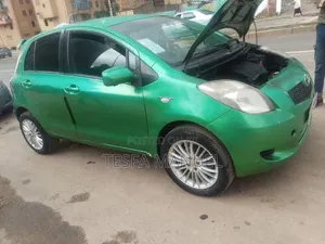 Toyota Yaris 2005 Green
