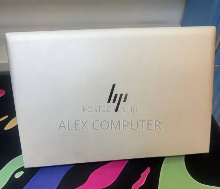 New Laptop HP EliteBook 830 G8 16GB Intel Core i7 SSD 512GB