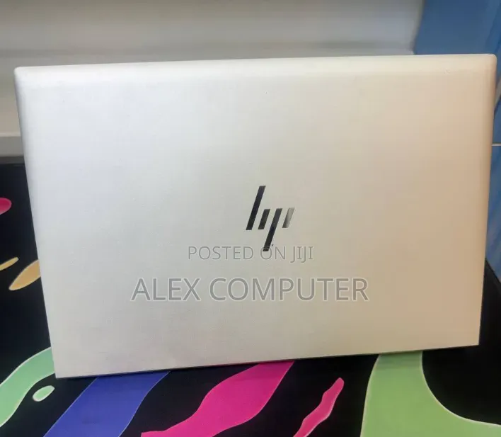 New Laptop HP EliteBook 830 G8 16GB Intel Core i7 SSD 512GB
