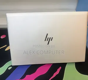 New Laptop HP EliteBook 830 G8 16GB Intel Core i7 SSD 512GB