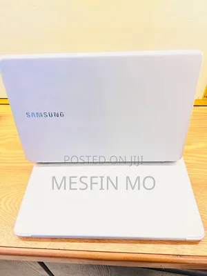 Laptop Samsung NC20 8GB Intel Core i7 SSD 256GB