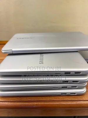 Laptop Samsung NC20 8GB Intel Core i7 SSD 256GB