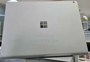 New Laptop Microsoft Surface Book 3 16GB Intel Core i7 SSD 256GB