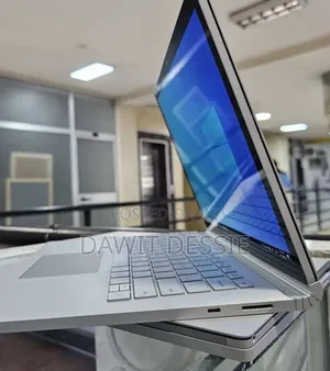 New Laptop Microsoft Surface Book 3 16GB Intel Core i7 SSD 256GB