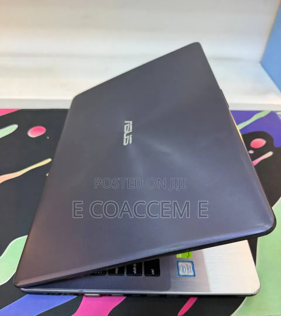 New Laptop Asus 8GB Intel Core i7 HDD+SSD 1T