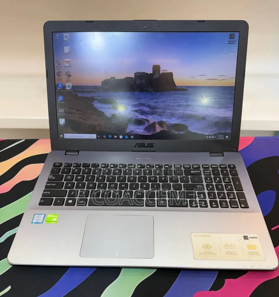 New Laptop Asus 8GB Intel Core i7 HDD+SSD 1T