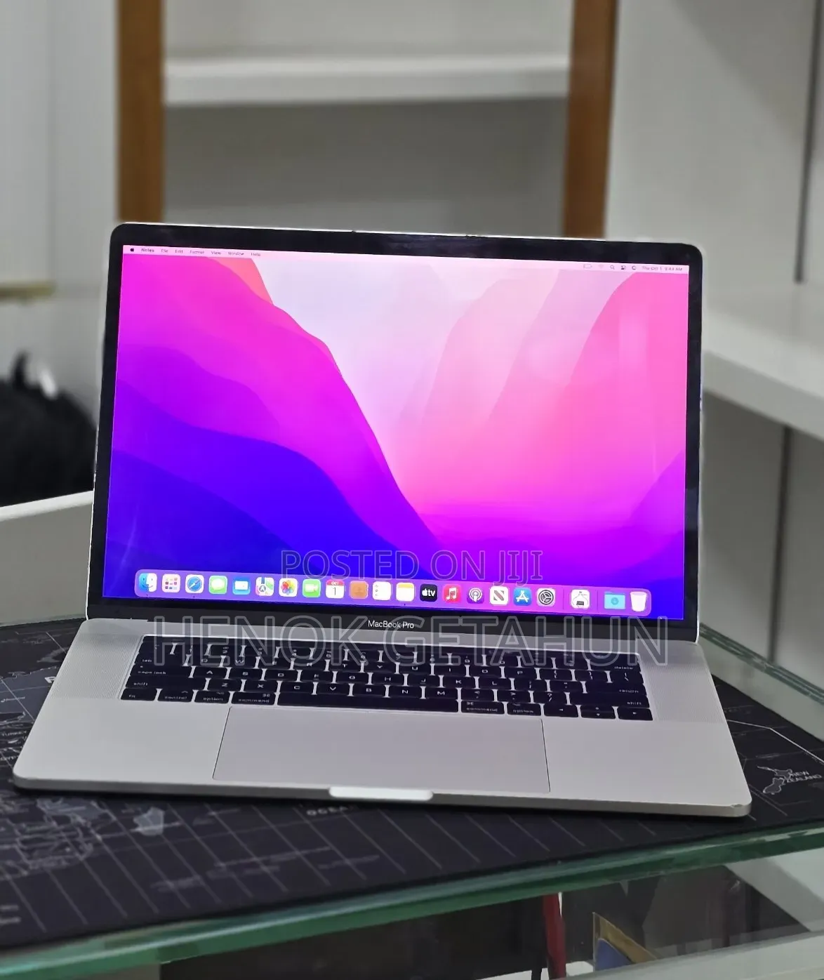 New Laptop Apple MacBook Pro 2017 16GB Intel Core i7 SSD 512GB