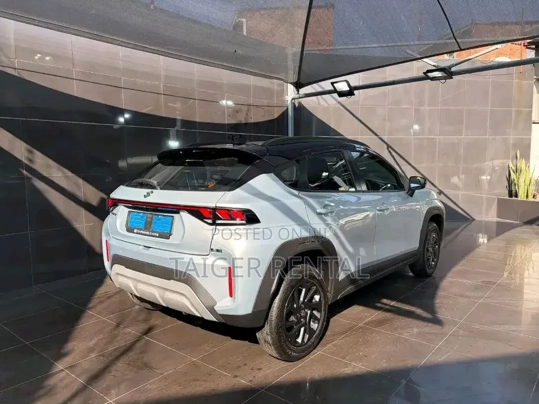 Suzuki Fronx Hybrid