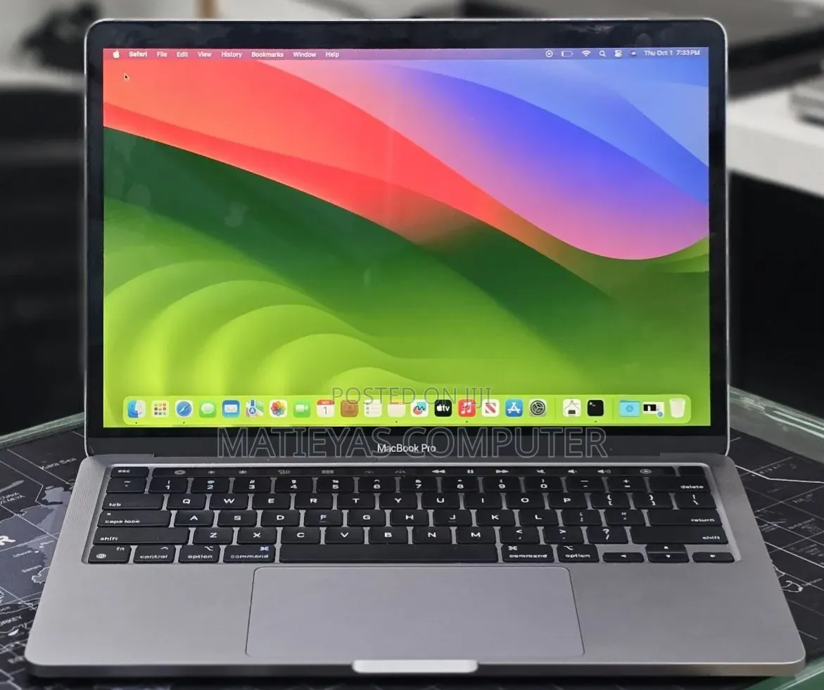 New Laptop Apple MacBook Pro 2020 M1 8GB Apple M1 Pro SSD 512GB