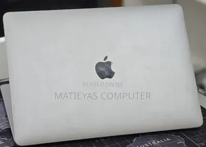 New Laptop Apple MacBook Pro 2020 M1 8GB Apple M1 Pro SSD 512GB