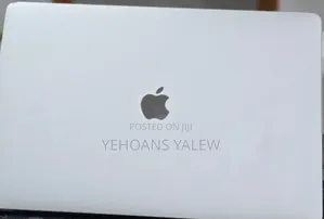 New Laptop Apple MacBook Pro 2017 16GB Intel Core i7 SSD 512GB