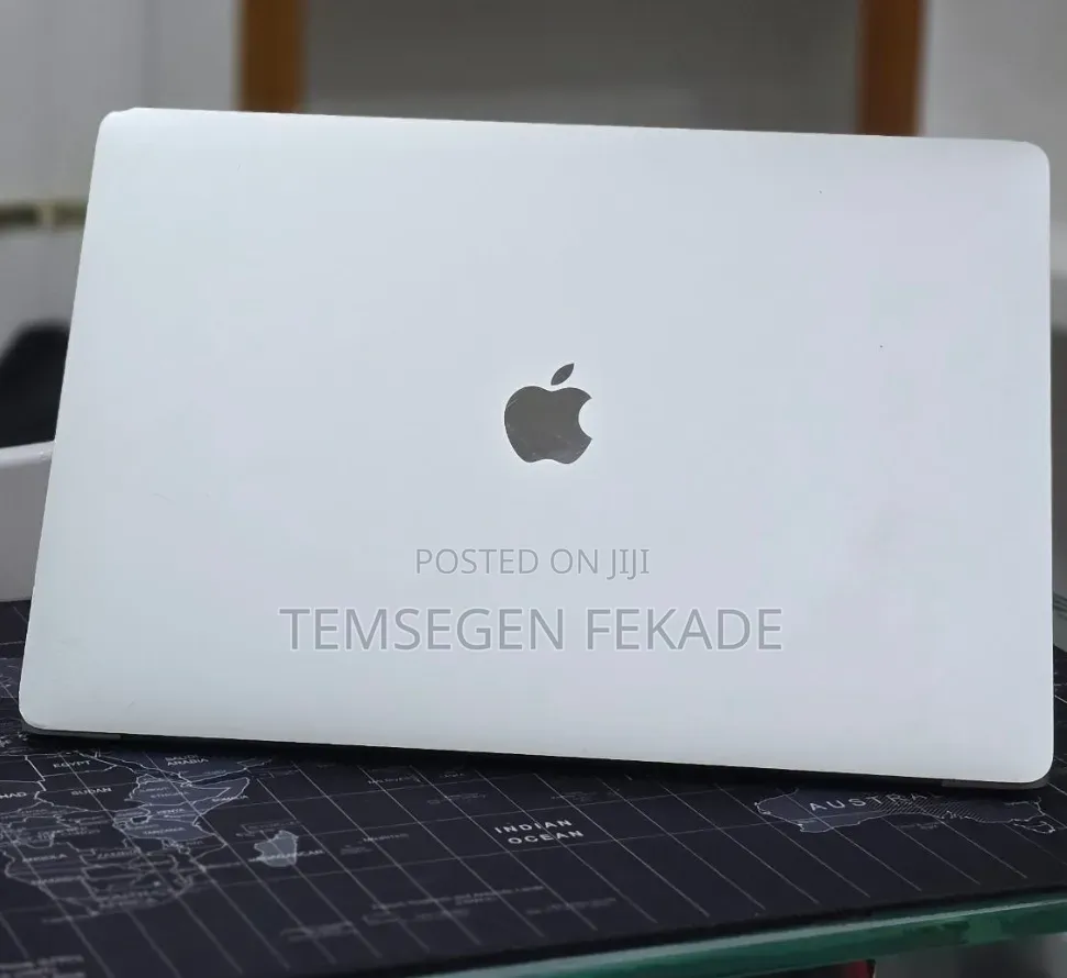New Laptop Apple MacBook Pro 2017 16GB Intel Core i7 SSD 512GB