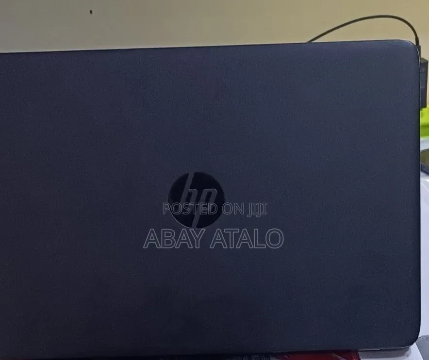 New Laptop HP Elite X2 G4 8GB Intel Core i5 SSD 128GB