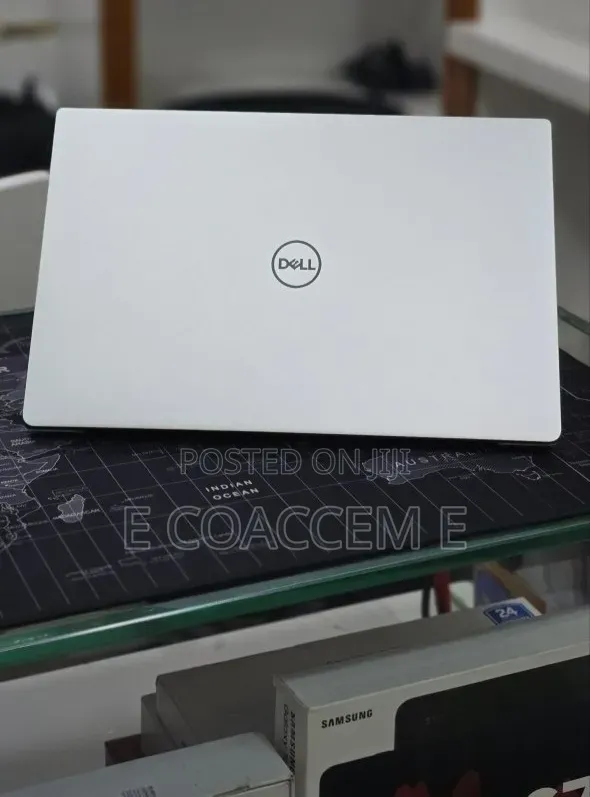 New Laptop Dell 16GB Intel Core i7 SSD 512GB
