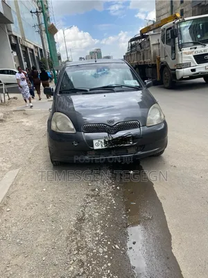 Toyota Vitz 1999