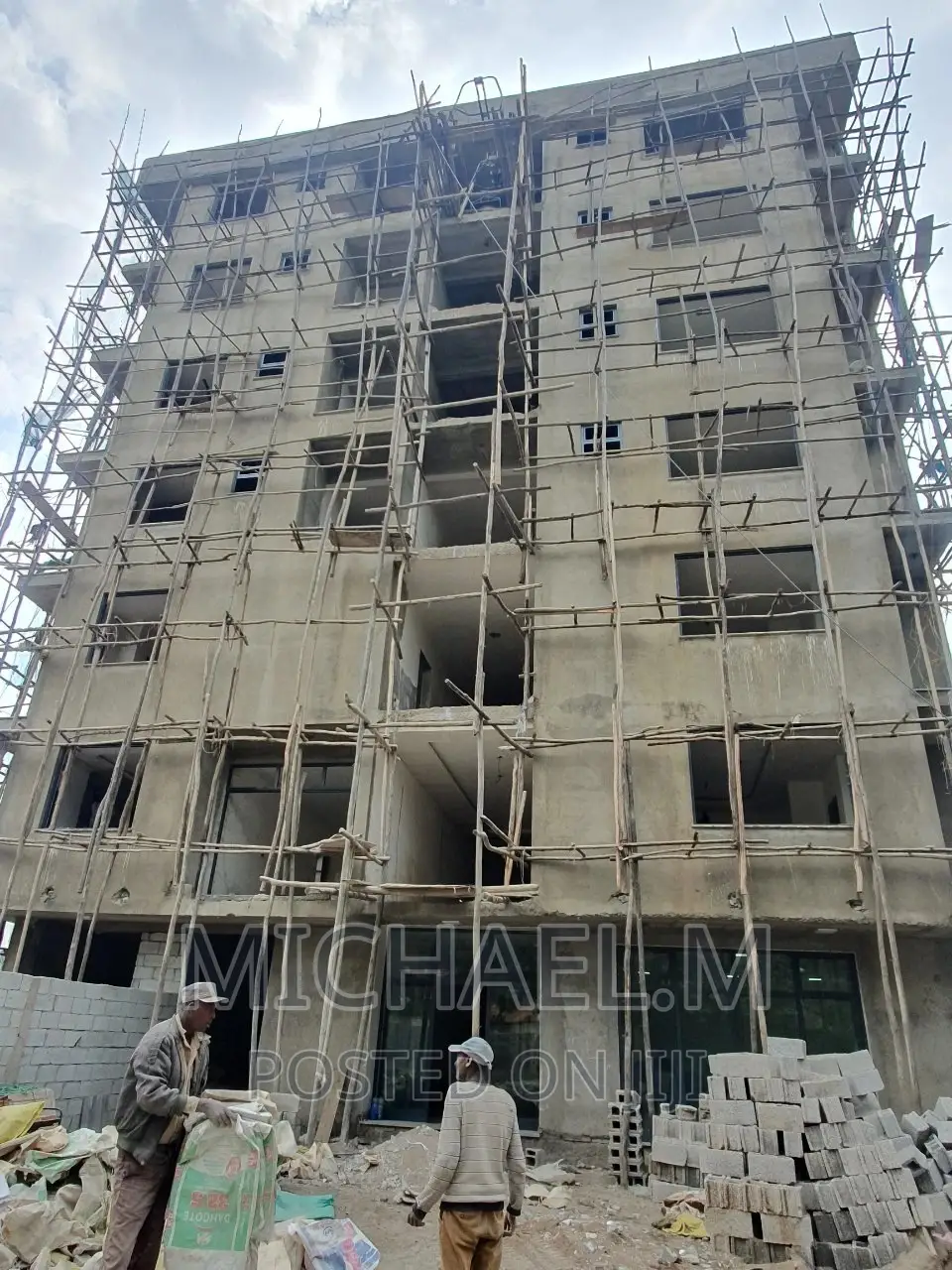 Furnished 2bdrm Apartment in Bf Realestae, Gullele for Sale