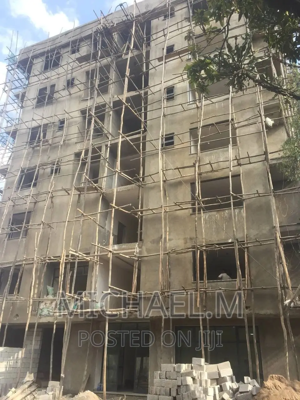 Furnished 2bdrm Apartment in Bf Realestae, Gullele for Sale