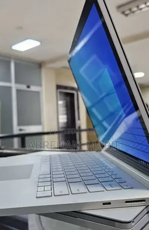 New Laptop Microsoft Surface Laptop 3 16GB Intel Core i7 SSD 256GB