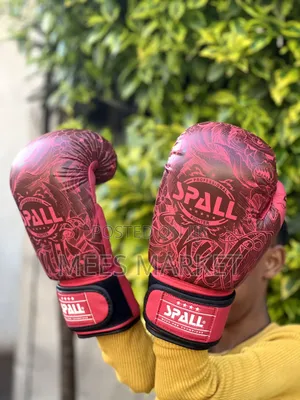 Boxing Glove Fitted