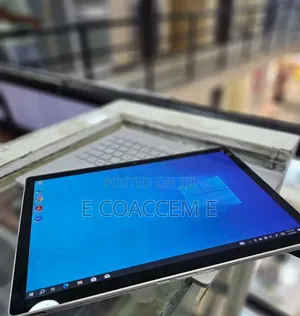 New Laptop Microsoft Surface 16GB Intel Core i7 SSD 256GB