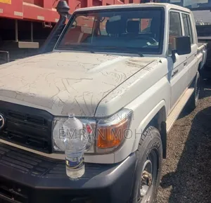 New Toyota Land Cruiser 2025 White