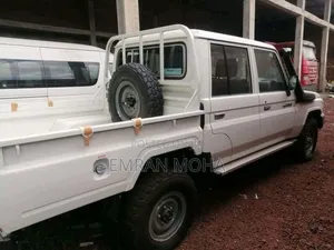 New Toyota Land Cruiser 2025 White